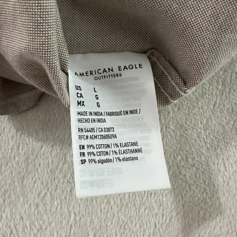 American Eagle Large Button-Up Poolside Shirt - Picture 4 of 7